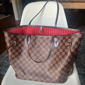 💕Authentic💕Louis Vuitton Neverfull with Pouch